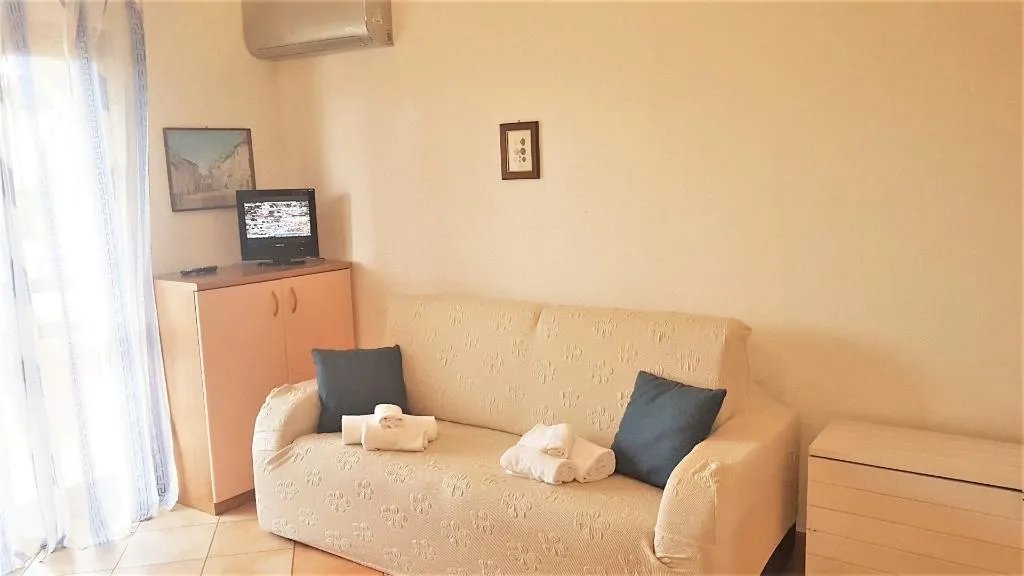 STUDIO CAPACITY 3 Room, BAIA de BAHAS - Apartments, Olbia
