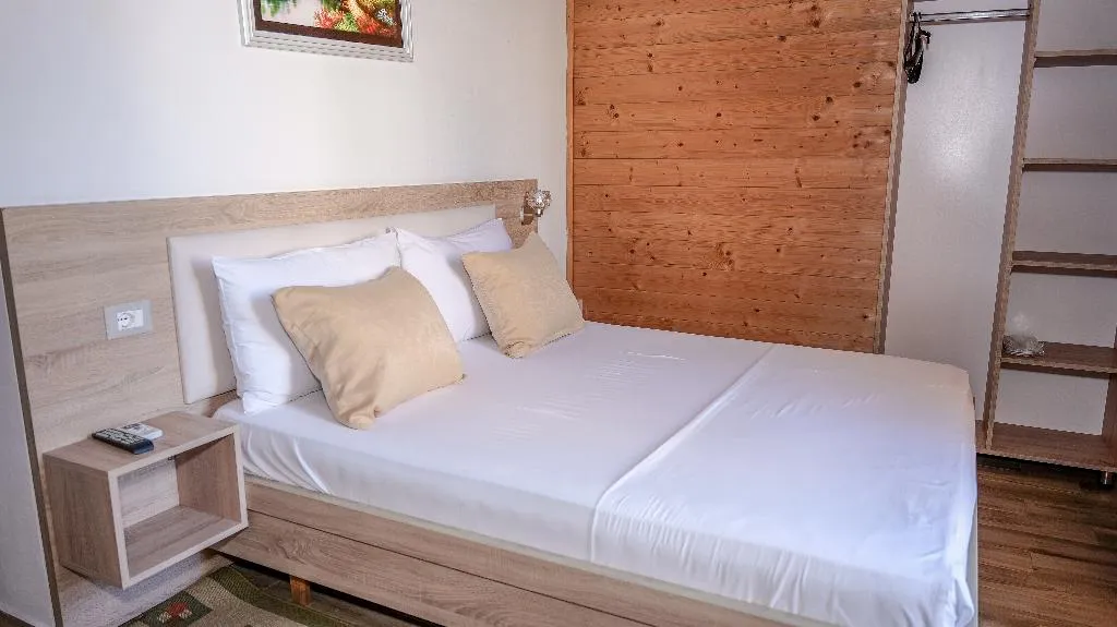 TRIPLE CLASSIC Room, Dolanit Hotels Vila E Drurit, Durres