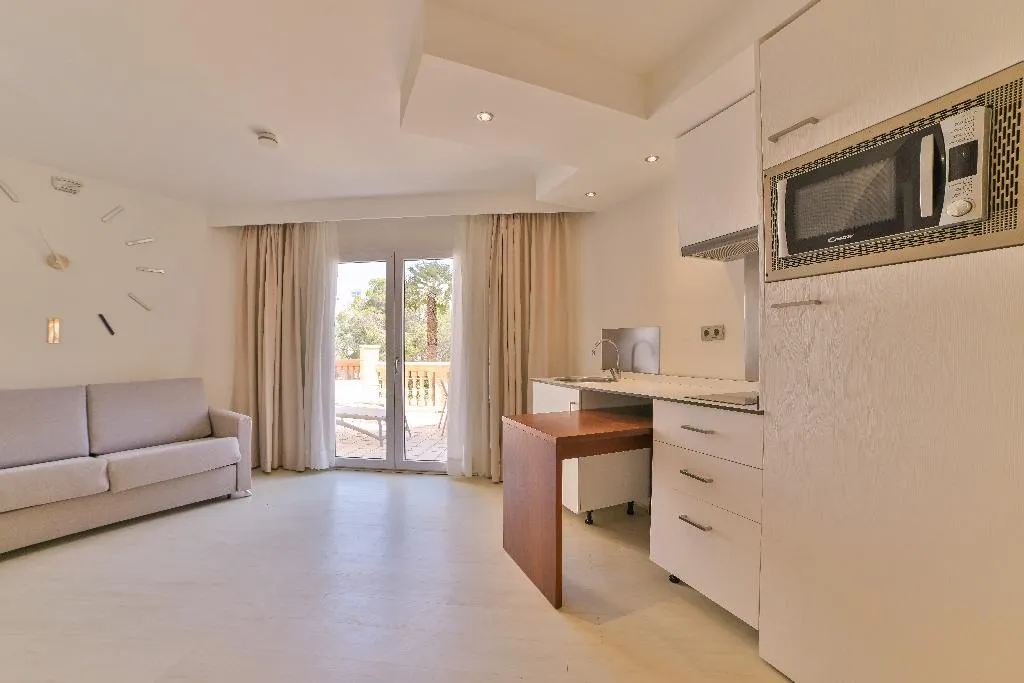 STUDIO SUPERIOR Room, Azul Playa Apartments, Majorca