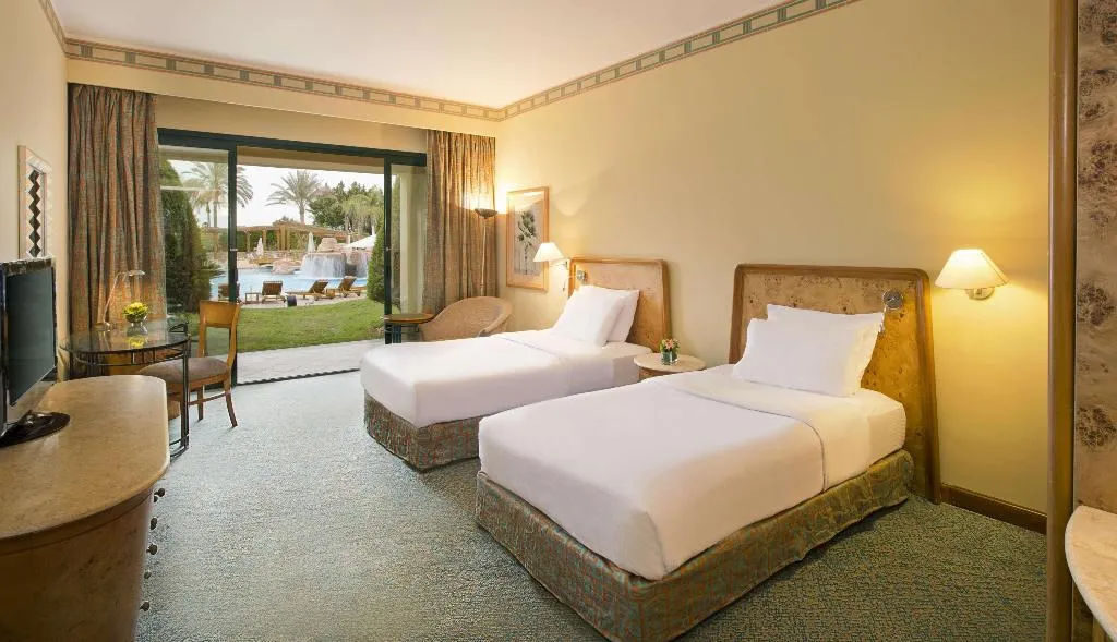 Room, Hilton Pyramids Golf, Cairo
