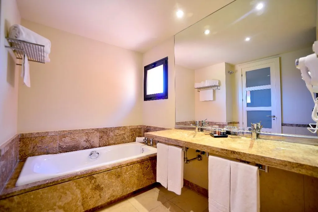 APARTMENT THREE BEDROOMS Room, Aparthotel Novo Resort, Costa De La Luz