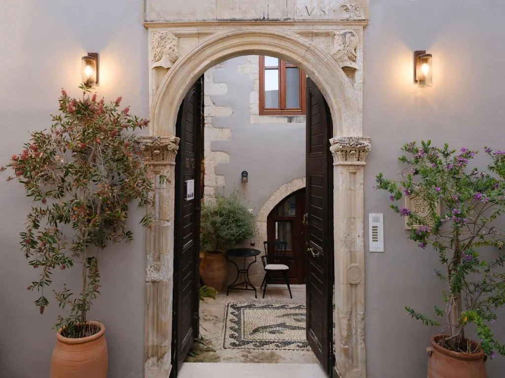 General view, Casa Dei Delfini, Crete
