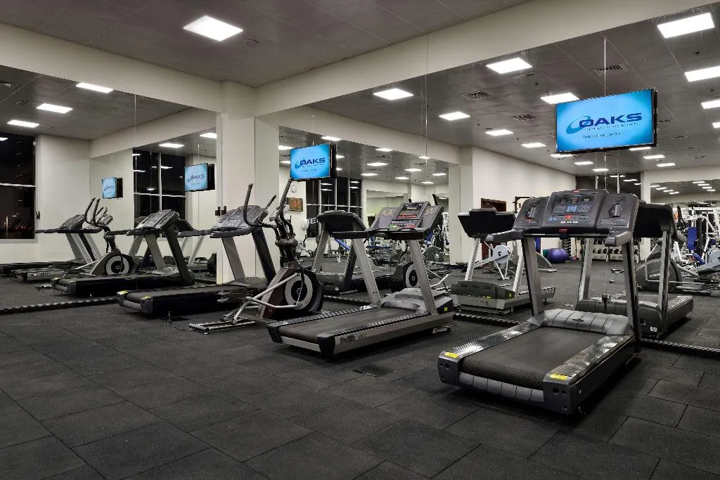 Sports and Entertainment, Oaks Liwa Heights Hotel Suites, Dubai
