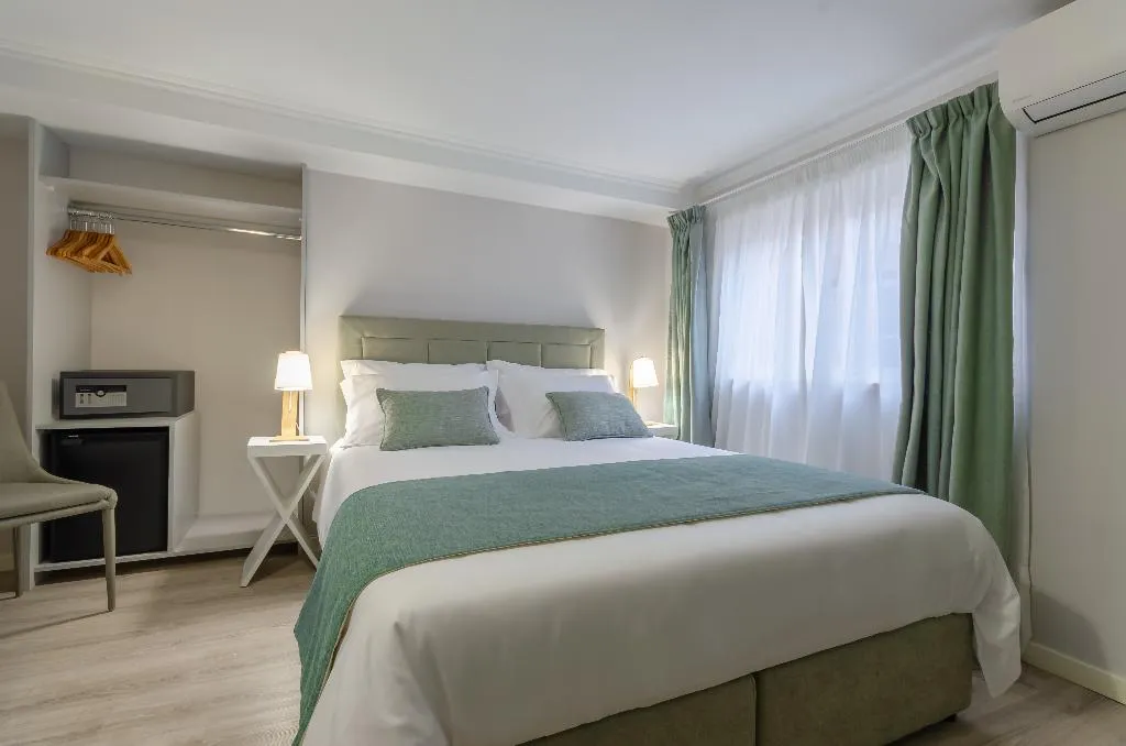 DOUBLE BASIC Room, Ver Belem Suites, Lisbon
