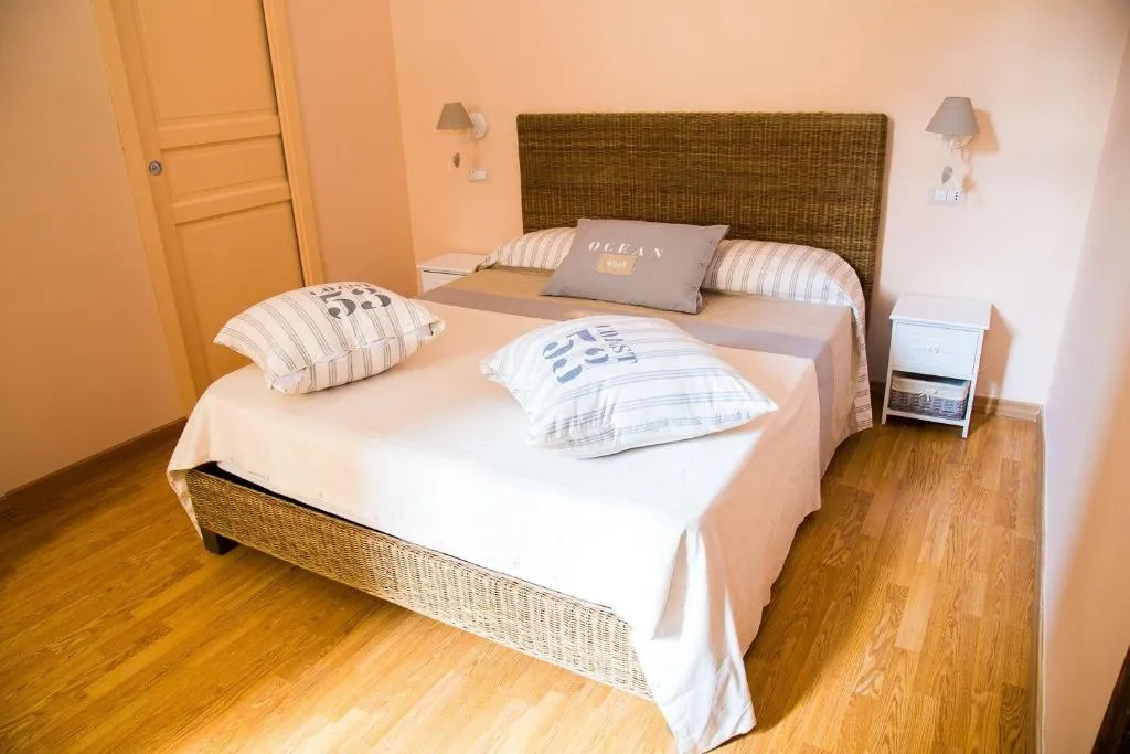 Room, I Racconti di Partenope B&B, Naples
