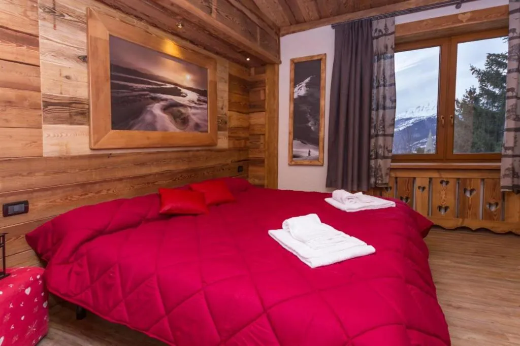 Double or Twin STANDARD Room, Sauze, Milan