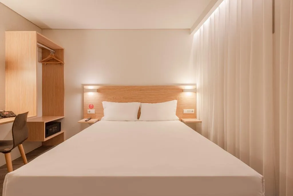 DOUBLE STANDARD Room, Moov Hotel Porto Norte, Porto