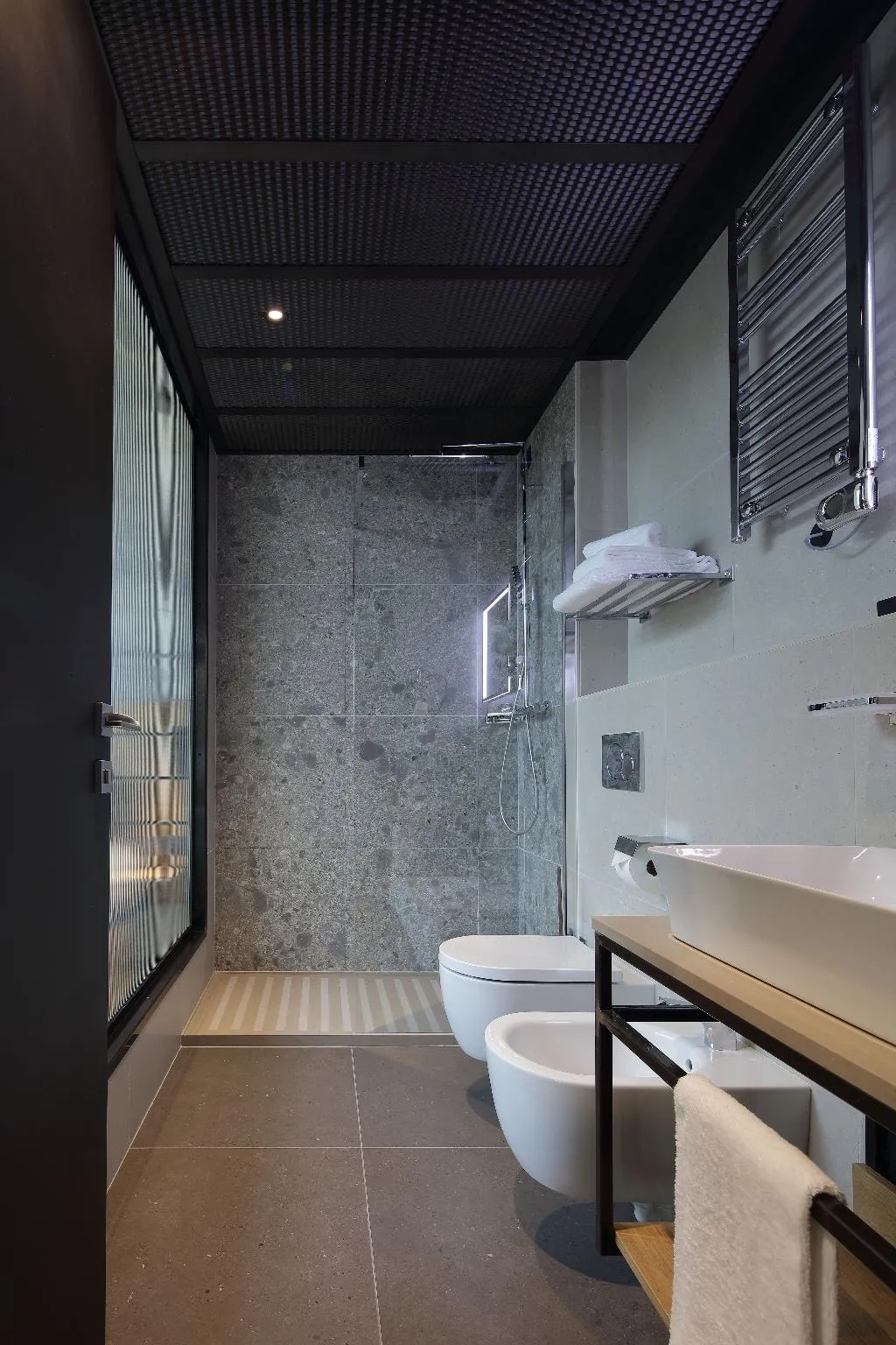 SINGLE BASIC Room, Versoverde Alzaia Naviglio Grande, Milan