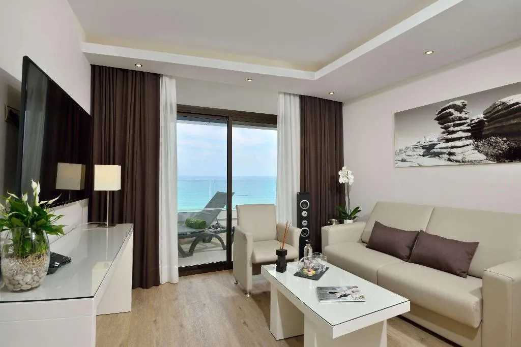 JUNIOR SUITE EXECUTIVE Room, Melia Costa del Sol, Costa Del Sol