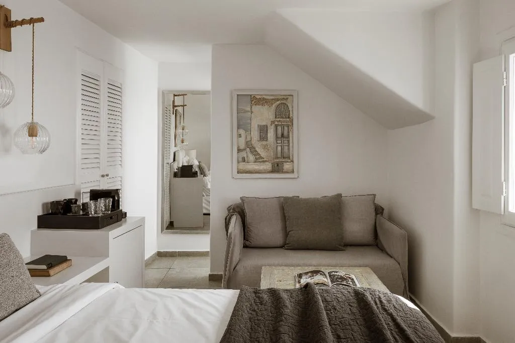 SUITE HONEYMOON Room, Aqua Luxury Suites, Santorini