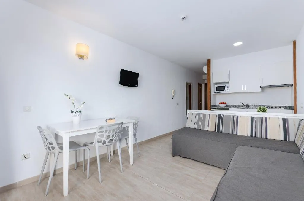 APARTMENT ONE BEDROOM Room, Yourhouse Venecia, Majorca