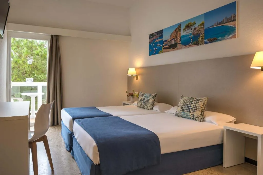 Double or Twin CAPACITY 2 Room, htop Caleta Palace, Costa Brava