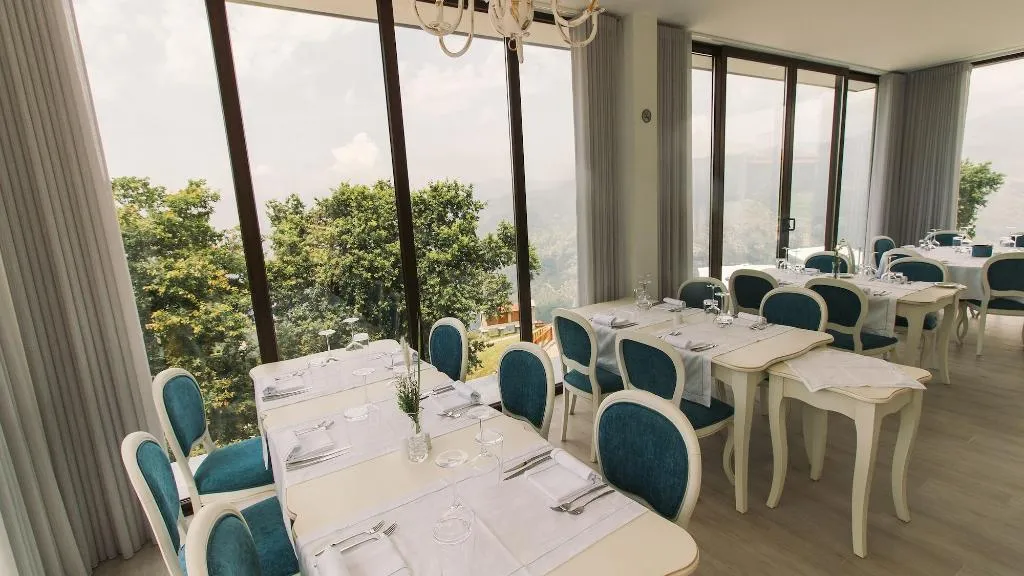 Restaurant, Pousadela Village, Porto