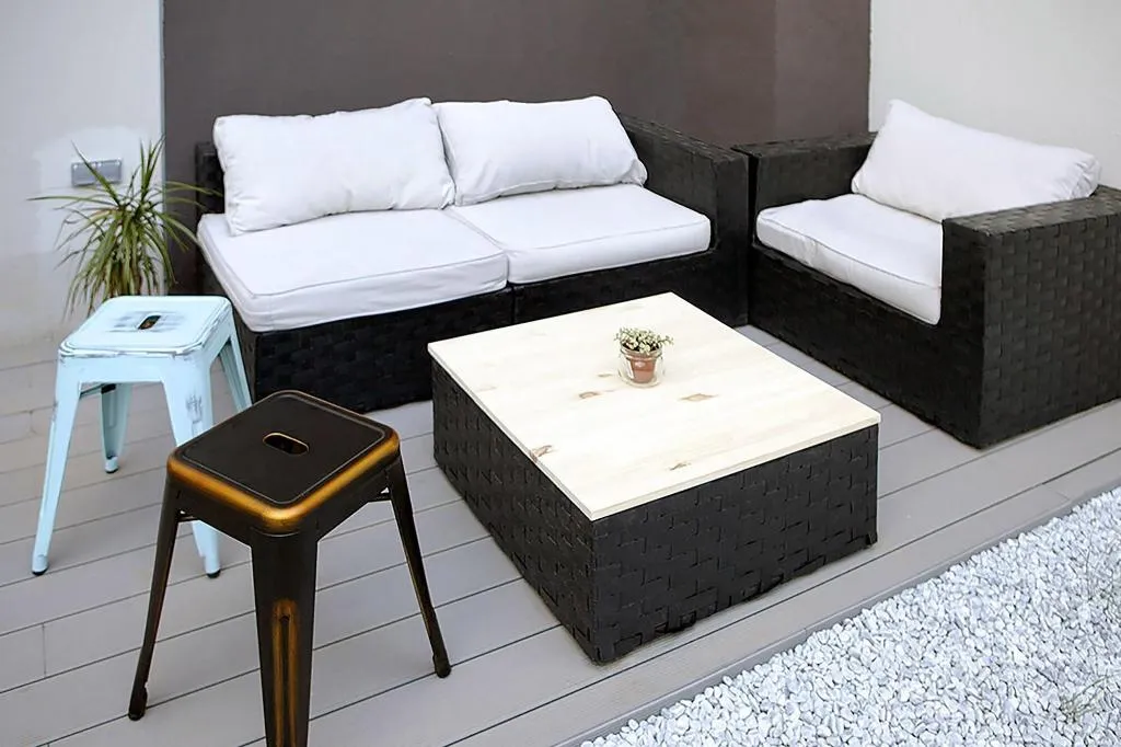 Terrace, Meeting Point Hostels, Barcelona