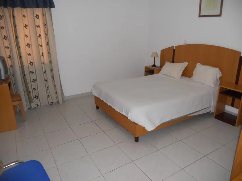 Room, Setubalense Pensão, Lisbon