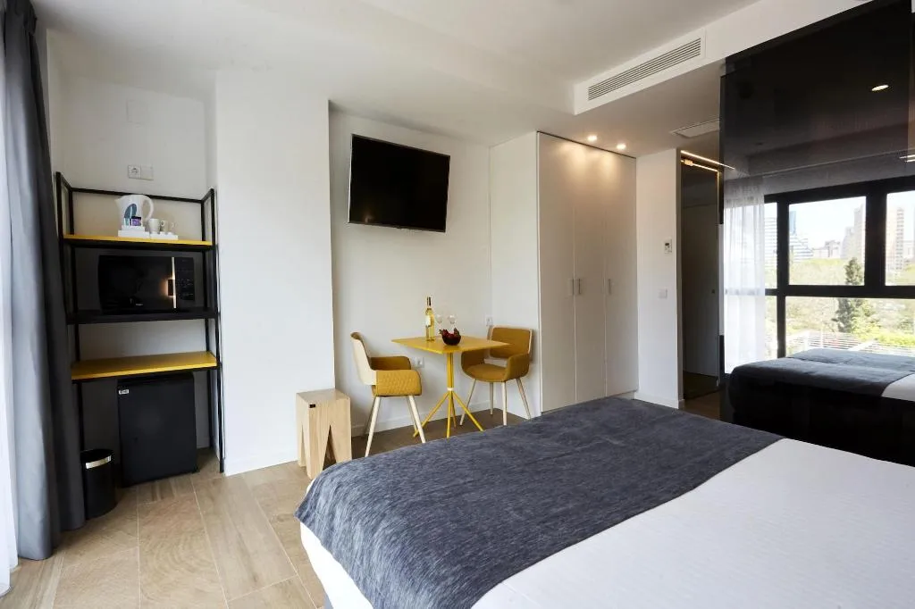 Room, Valencia Alameda 41, Valencia