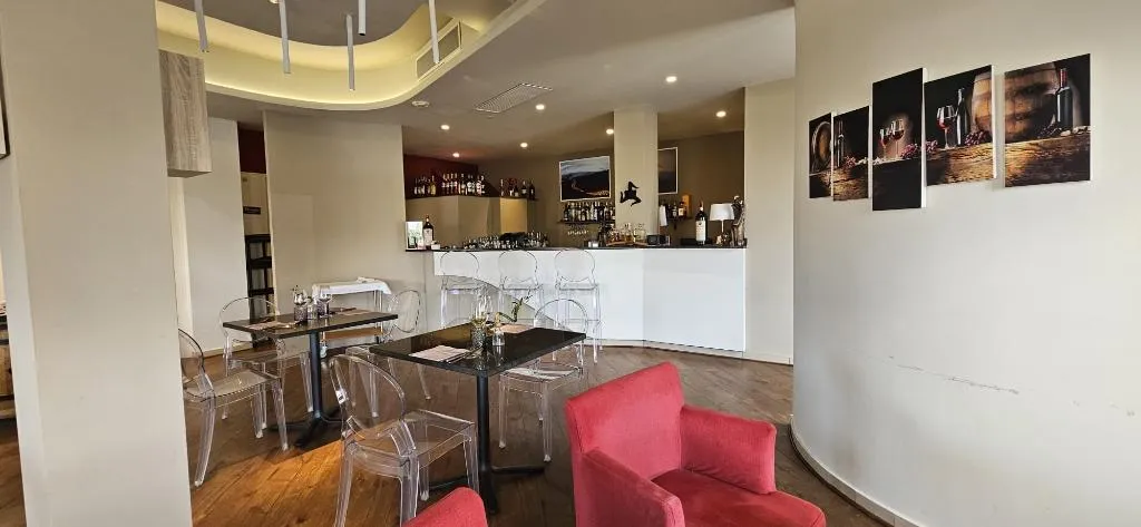 Restaurant, Mareneve Resort, Catania