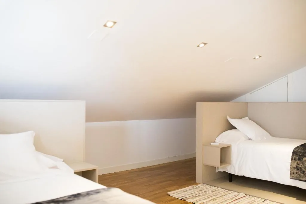 APARTMENT FOUR BEDROOMS Room, Mon Suites Catedral, Valencia