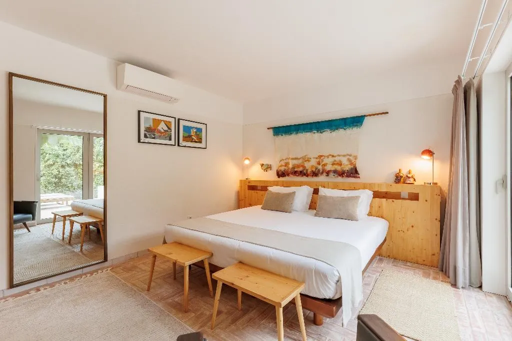 APARTMENT WITH PRIVATE POOL Room, Laranjal Farm House, Algarve