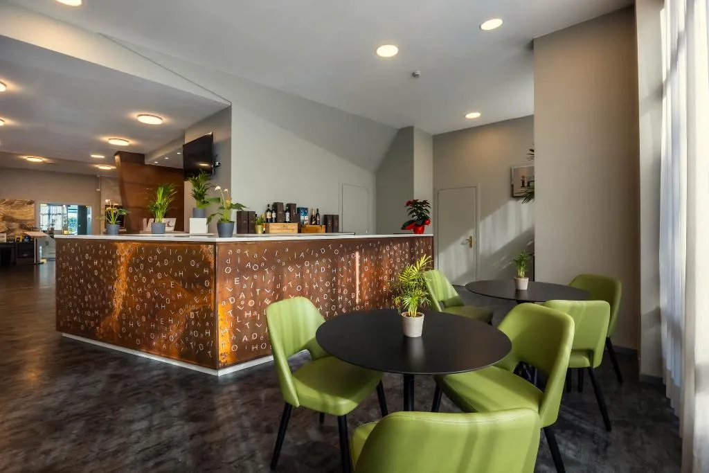 Bar, iH Hotels Milano Lorenteggio, Milan