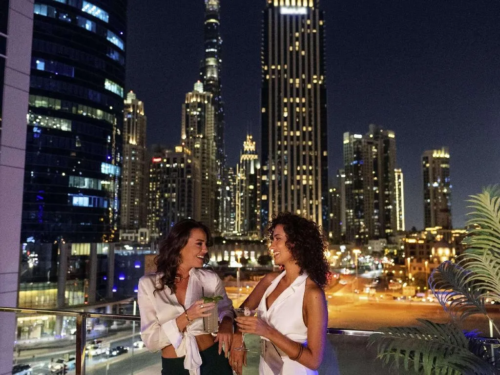 Bar, Pullman Dubai Downtown, Dubai