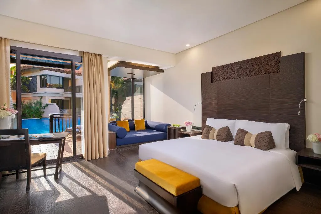 Double or Twin DELUXE Room, Anantara The Palm Dubai Resort, Dubai