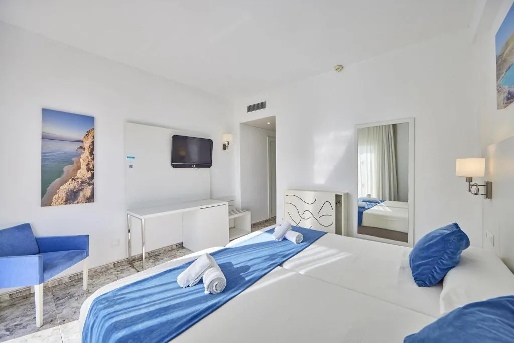 DOUBLE POOL VIEW Room, Hotel Ilusion Calma & Spa, Majorca
