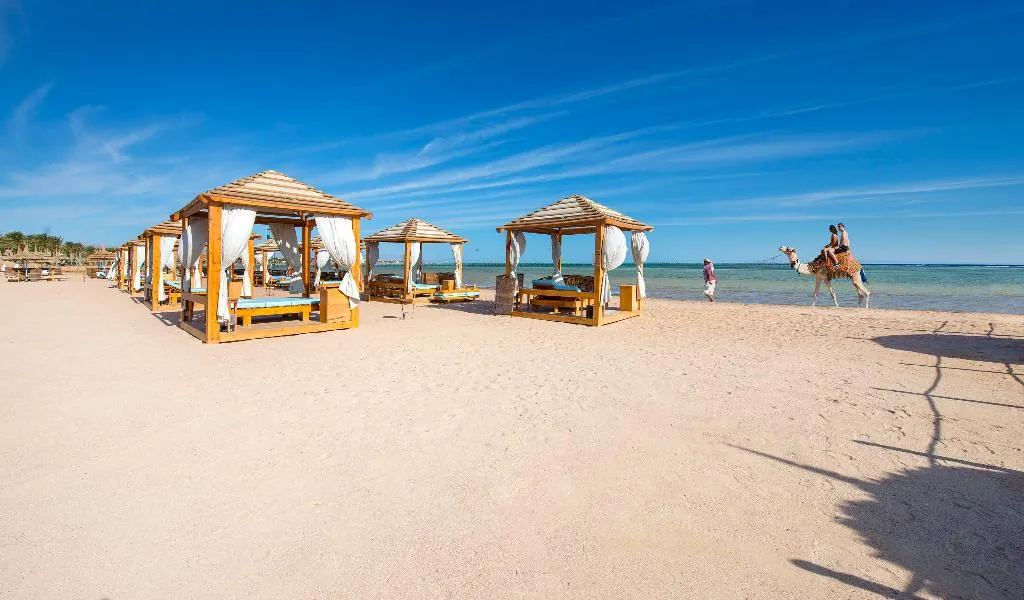 Beach, Amwaj Oyoun Resort & Casino, Red Sea Riviera