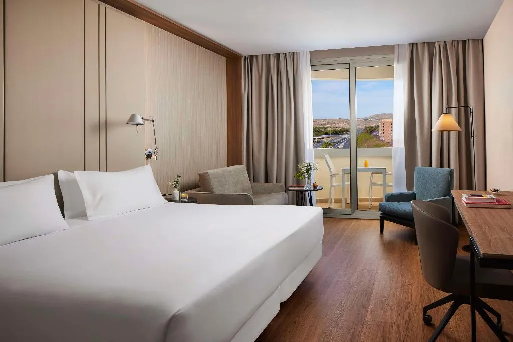 DOUBLE SUPERIOR Room, NH Alicante, Costa Blanca