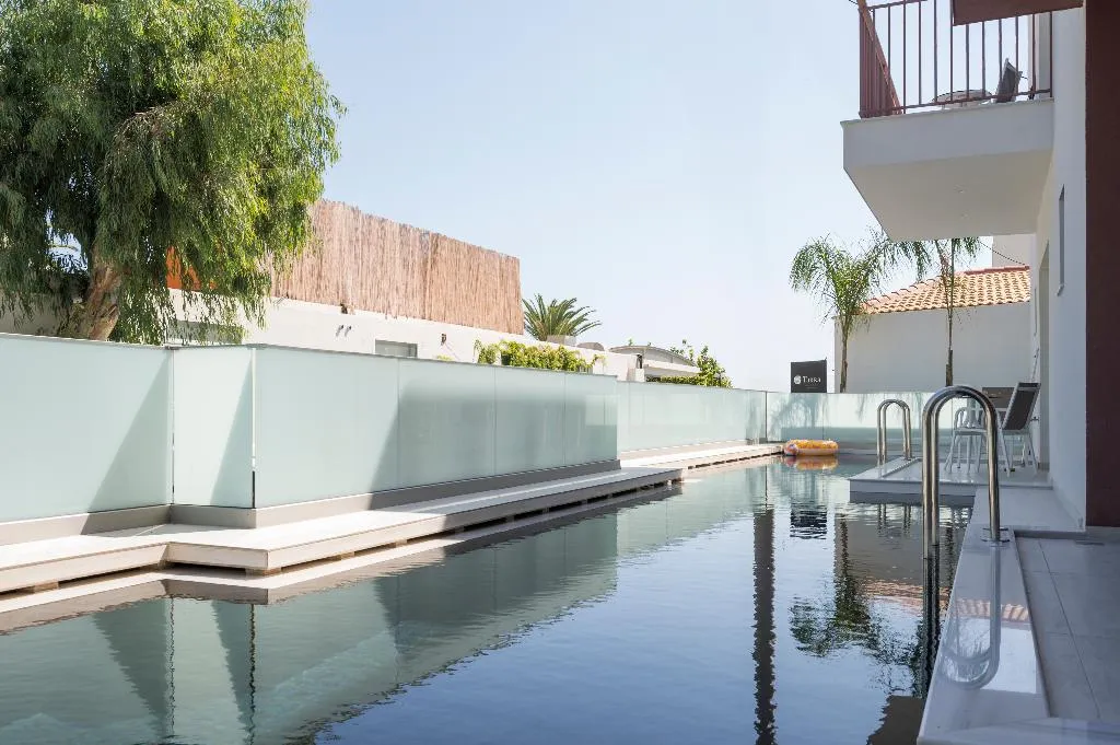 Pool, Tarra Seaside Hotel, Crete