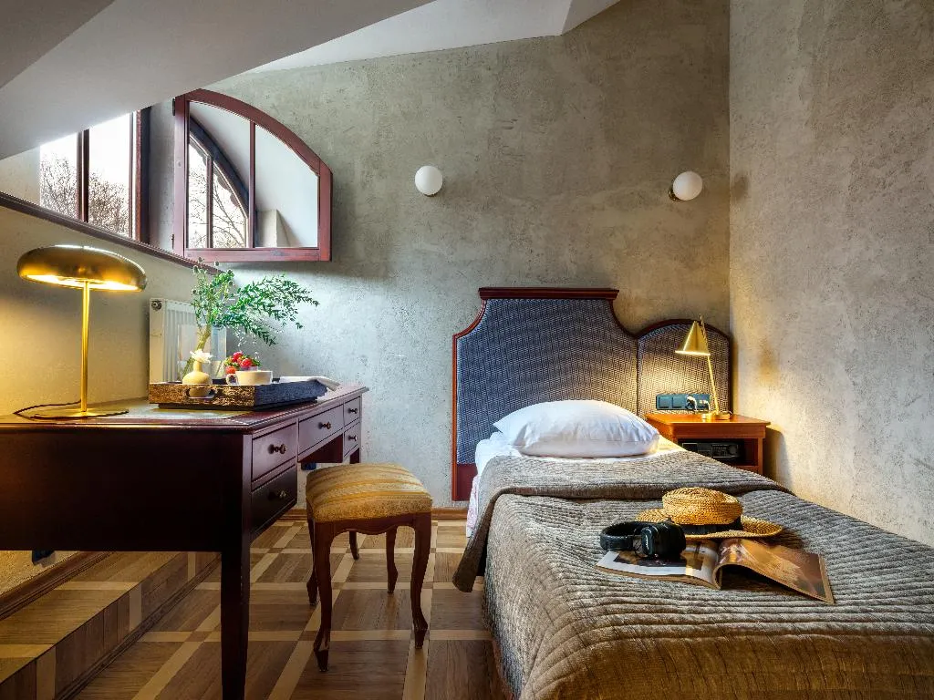 SINGLE STANDARD Room, Hotel Maltanski, Krakow