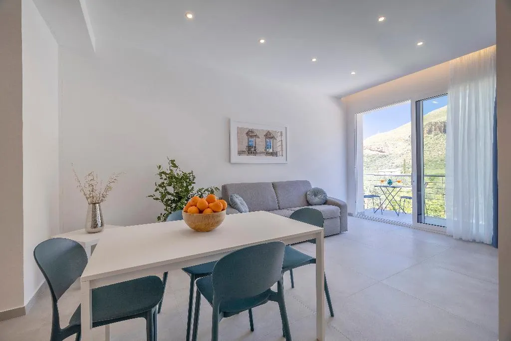 APARTMENT SEA VIEW WITH AIR CONDITIONING Room, Case Vacanza Loria, Palermo