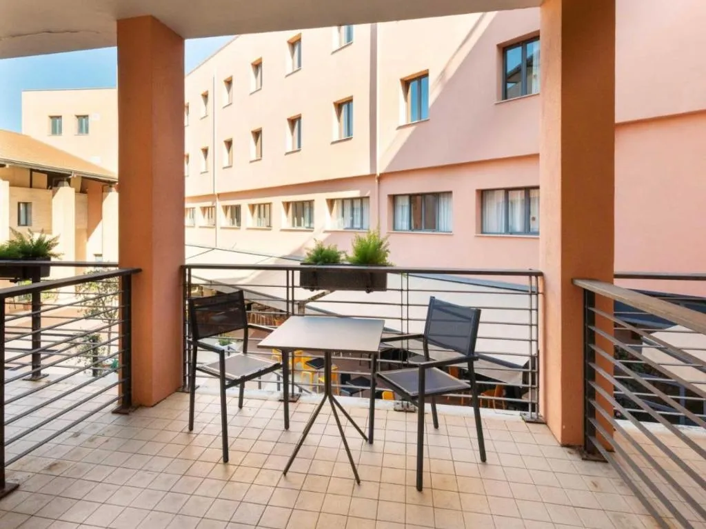 DOUBLE WITH TERRACE Room, B&B Hotel Roma Tuscolana San Giovanni, Naples