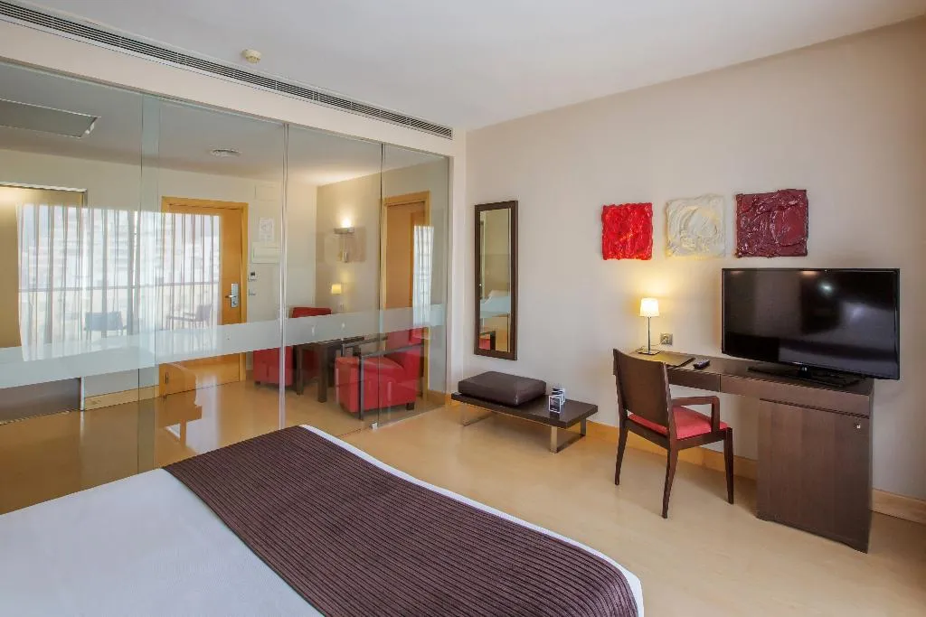 Room, HM Jaime III, Majorca