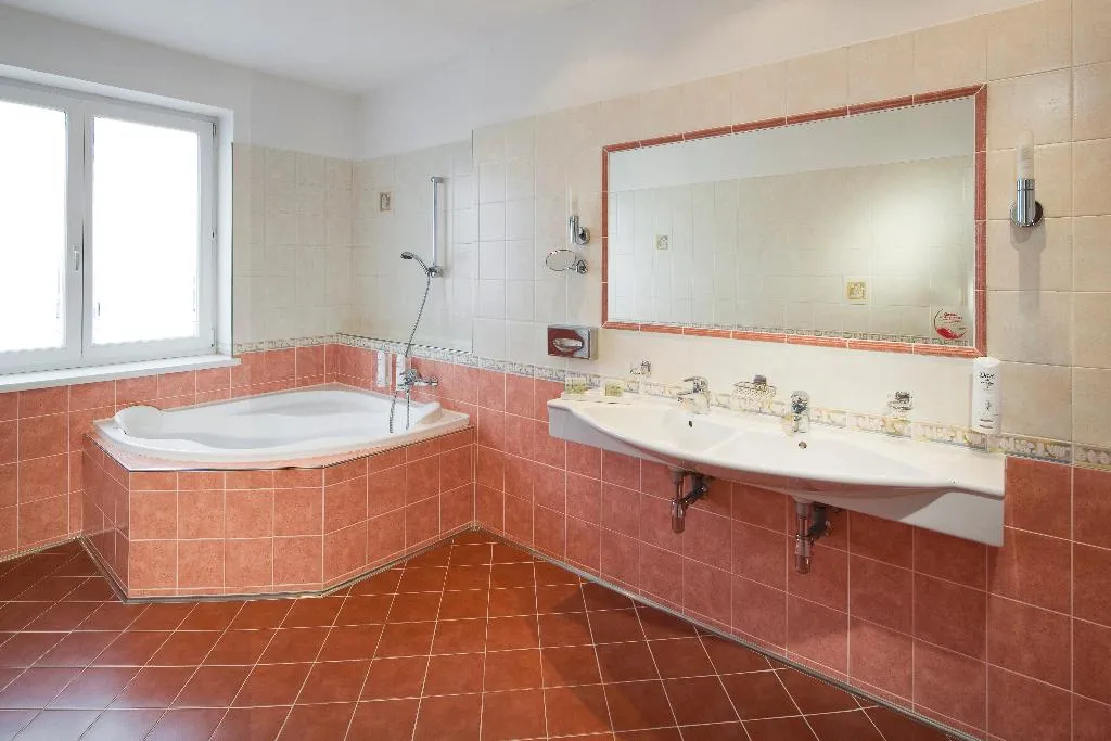 Double or Twin EXECUTIVE Room, Imperial Hotel Ostrava, Prague