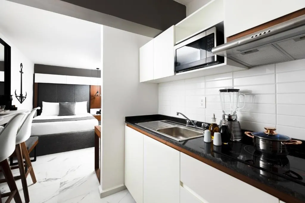 STUDIO WITH DOUBLE BED Room, Seven Boutique Apartments Cancún, Cancun Area