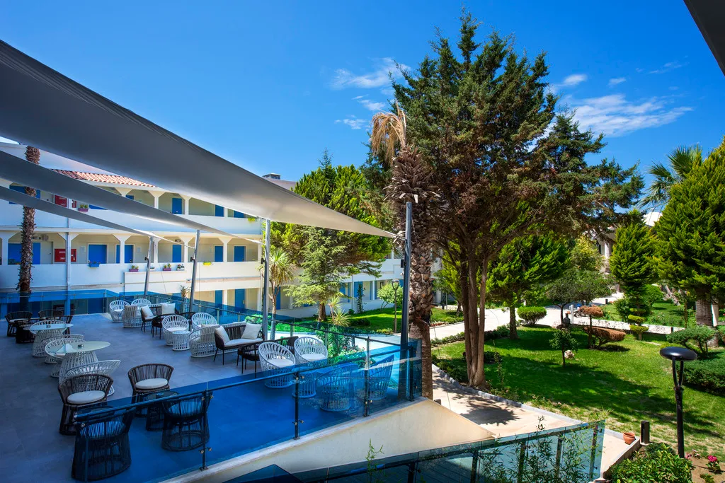 Terrace, Flora Garden Ephesus Hotel, Izmir
