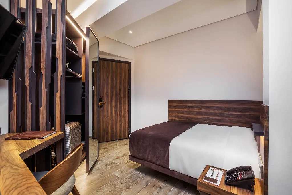SINGLE STANDARD Room, Imperial Plus | Urban Smart Hotel Thessaloniki, Halkidiki