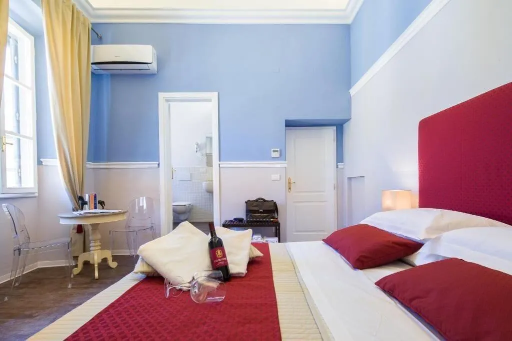 Room, B&B Residenza San Gallo 79, Florence