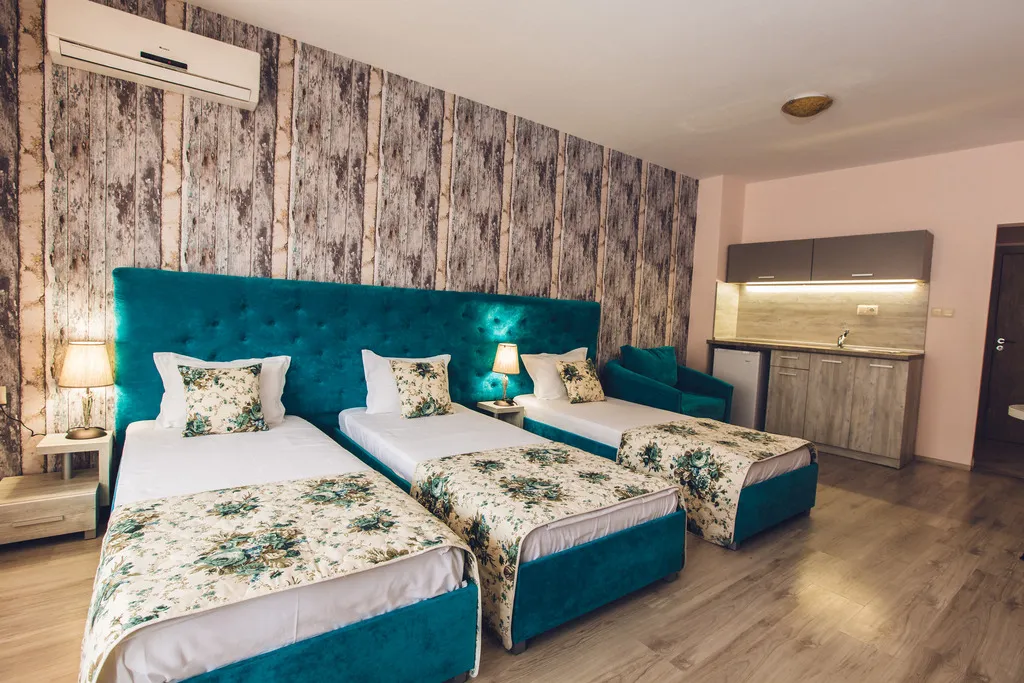 TRIPLE STANDARD Room, Avenue Deluxe, Bourgas