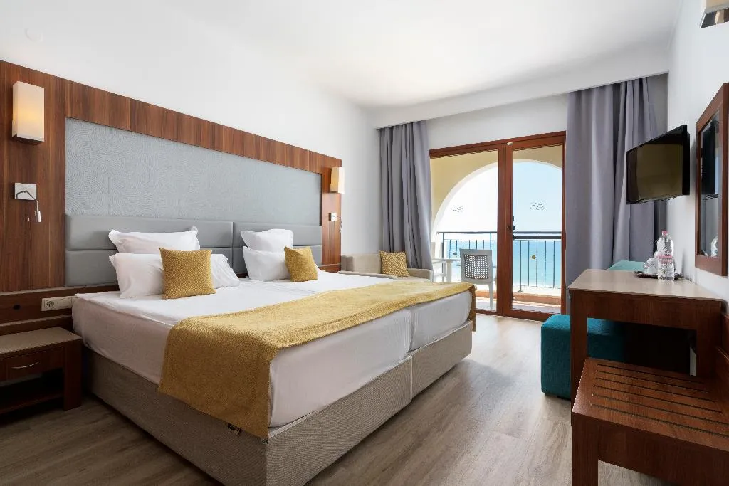 Double or Twin SEA VIEW Room, Alua Helios Bay, Bourgas