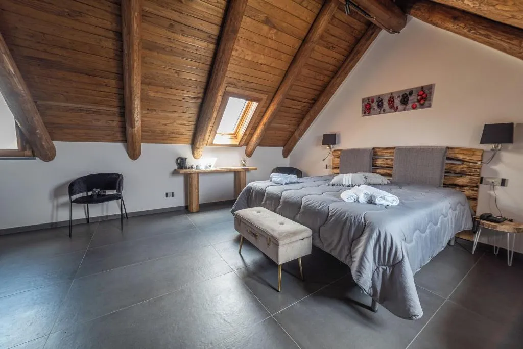 Room, Antichi Orti Del Sole, Naples