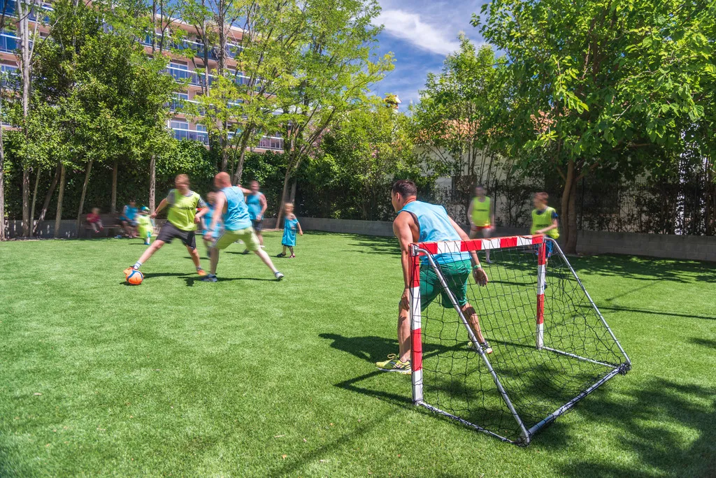 Sports and Entertainment, Cye Holiday Centre, Costa Dorada