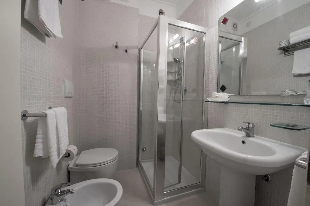 Room, Maracaibo, Venice