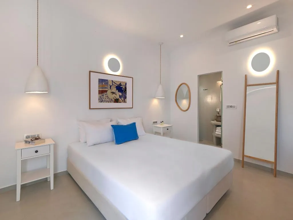 Double or Twin SUPERIOR Room, Tatakis Design Hotel, Fira, Santorini
