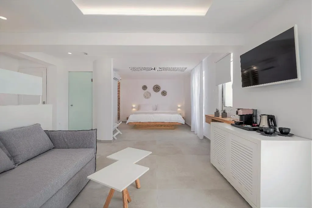 JUNIOR SUITE WITH JACUZZI WITH VIEWS Room, Kantouni Beach Boutique Hotel, Crete