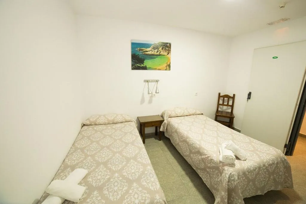 Room, Hospedaje Lisboa Algeciras, Costa De La Luz