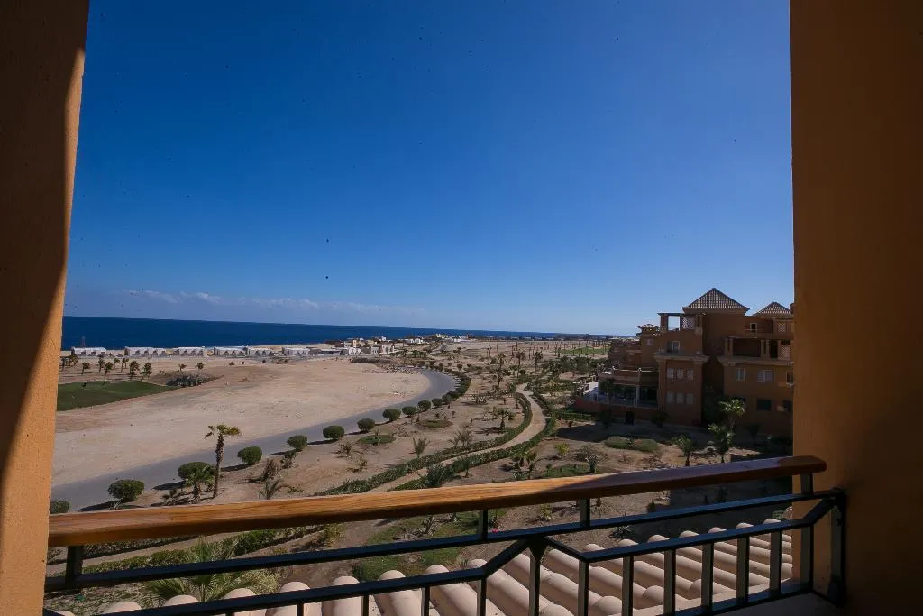 Double or Twin CLASSIC Room, The Cascades Golf Resort Spa and Thalasso, Red Sea Riviera