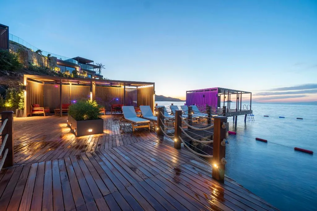 Beach, Red Rock Hotel & Suites by Selvese, Bodrum
