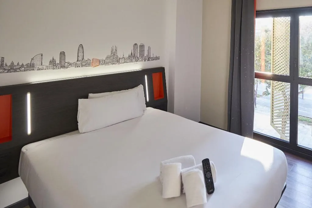 Room, easyHotel Barcelona Fira, Barcelona